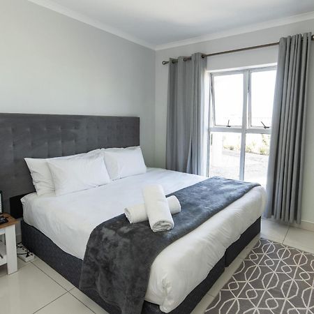 Summerseas Beach Living Port Elizabeth Extérieur photo