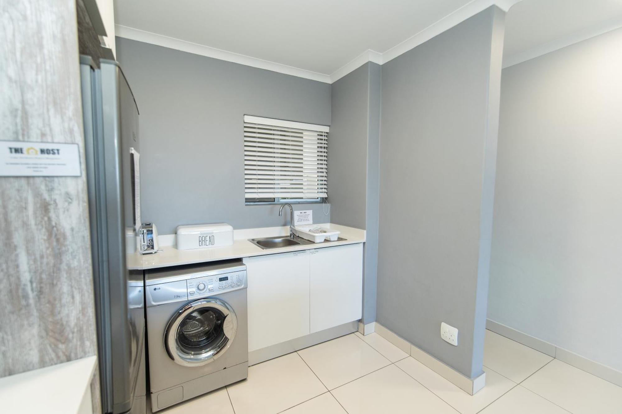 Summerseas Beach Living Port Elizabeth Extérieur photo