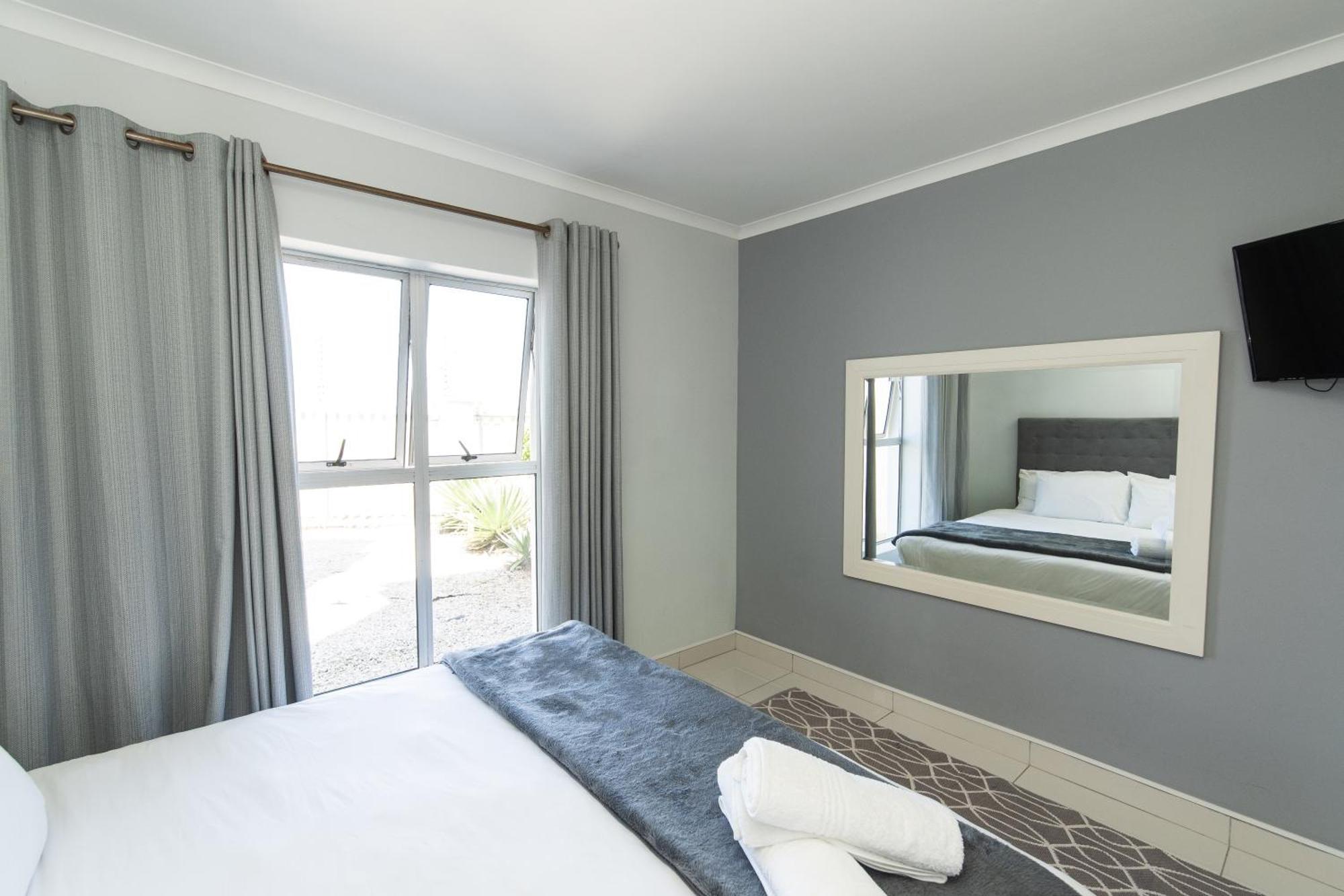Summerseas Beach Living Port Elizabeth Extérieur photo